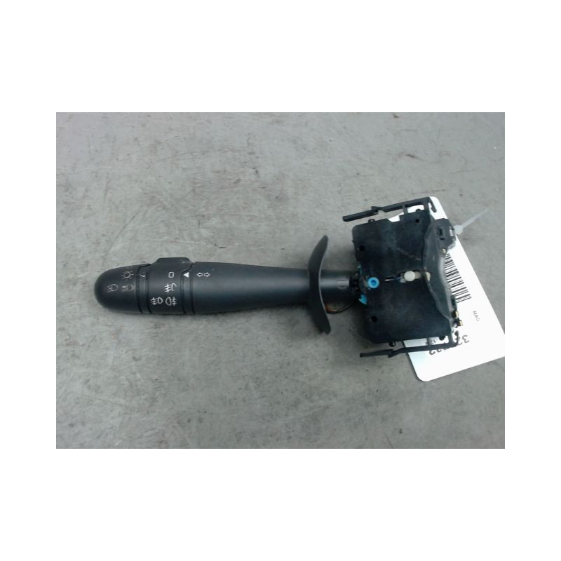 COMMANDE CLIGNOTANT RENAULT VEL SATIS