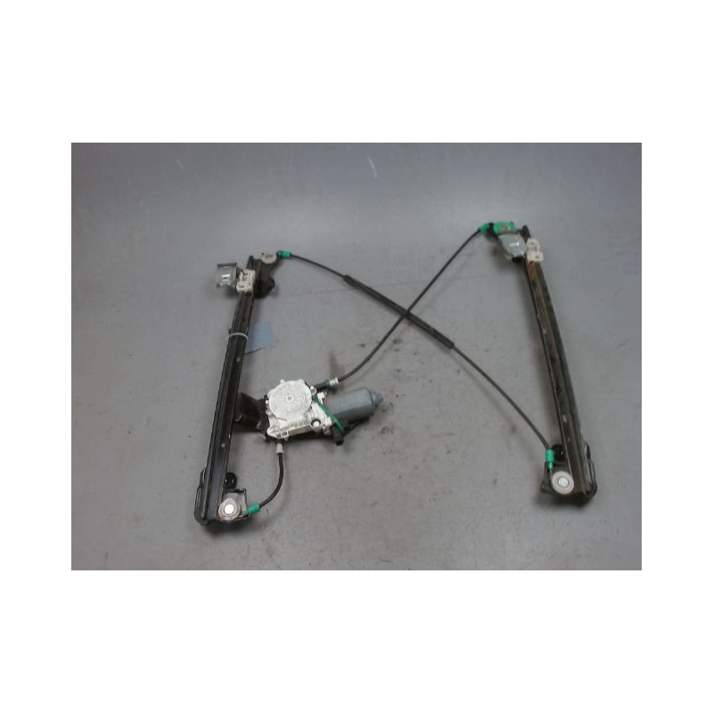 MECANISME+MOTEUR LEVE-GLACE AVANT GAUCHE LAND ROVER FREELAND.