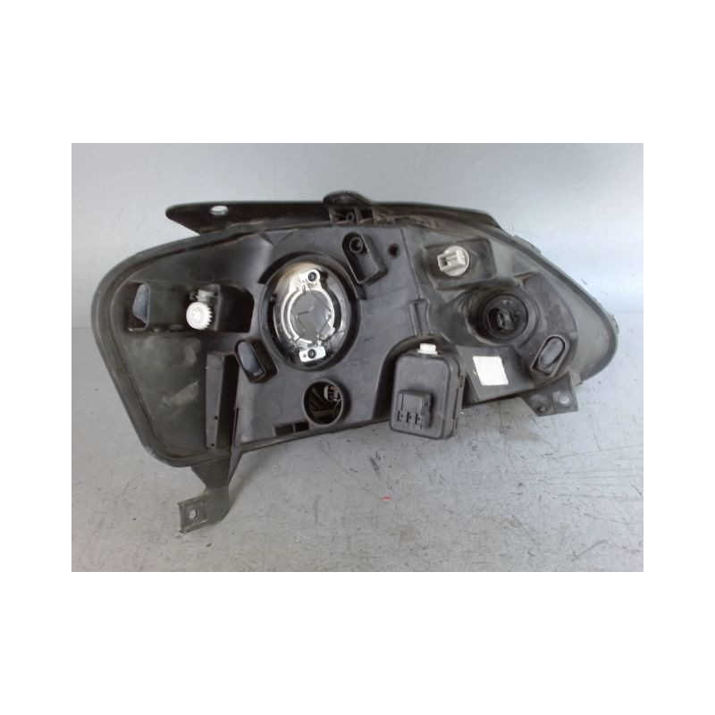 PHARE GAUCHE VOLKSWAGEN FOX