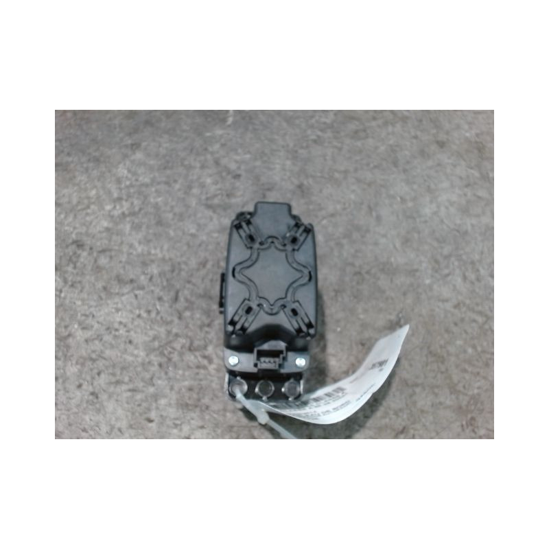 COMMANDE AUTORADIO MERCEDES CLASSE A 2004-