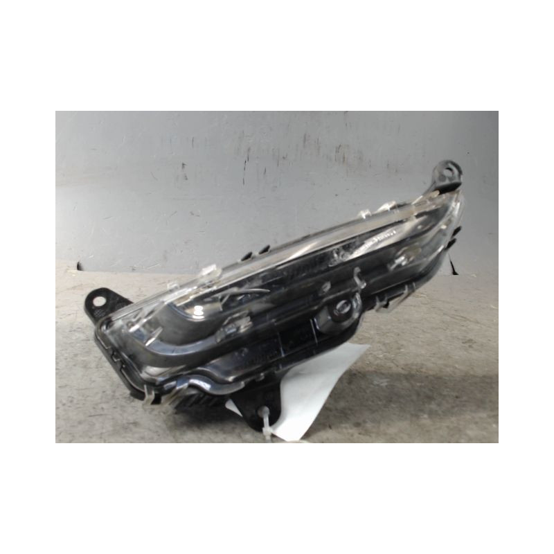 PHARE ANTIBROUILLARD AVANT DROIT LAND ROVER RR EVOQUE