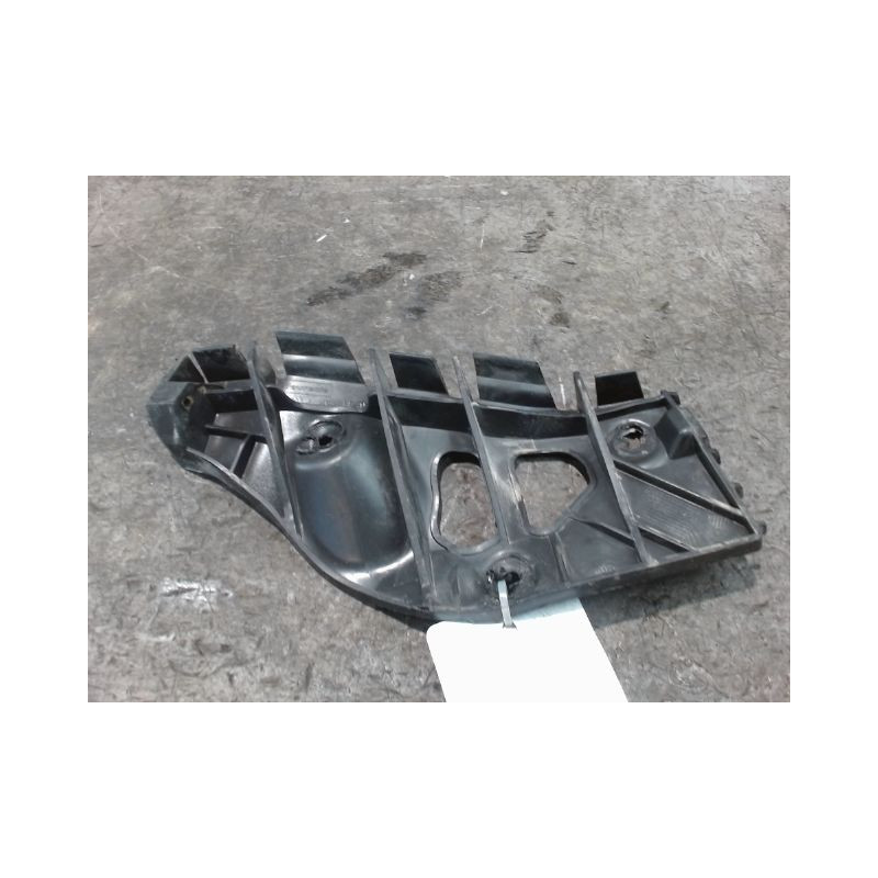 SUPPORT PARE-CHOC ARD DACIA SANDERO 2008-