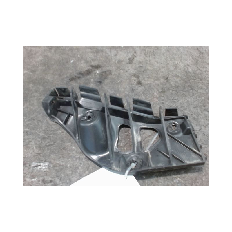 SUPPORT PARE-CHOC ARG DACIA SANDERO 2008-