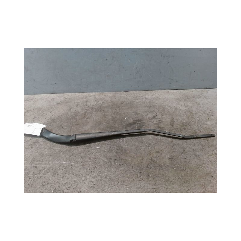 BRAS ESSUIE-GLACE AVANT GAUCHE RENAULT CAPTUR