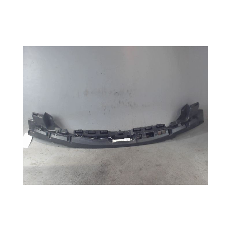SUPPORT CENTRAL PARE-CHOC ARRIERE  RENAULT MEGANE III 2008-