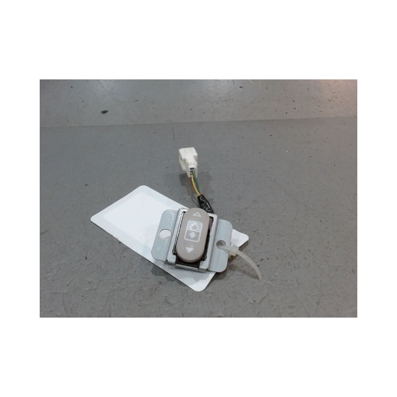 BOUTON COMMANDE TOIT OUVRANT NISSAN QASHQAI