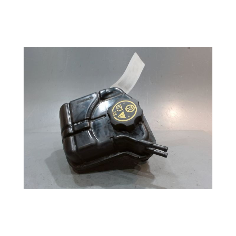 VASE EXPANSION OPEL INSIGNIA