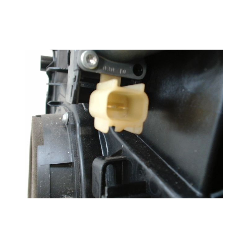 MECANISME+MOTEUR LEVE-GLACE ARRIERE DROIT FORD FIESTA VI Phase 1 2008-2012