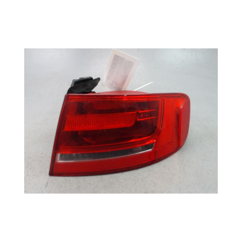 FEU ARRIERE DROIT AUDI A4 BERL. III Phase 1 (8K) 2008-2011