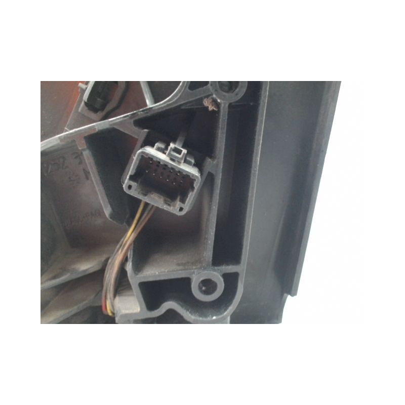 RETROVISEUR EXTERIEUR ELECTRIQUE DROIT RENAULT MEGANE BREAK III Phase 1 2009-2012