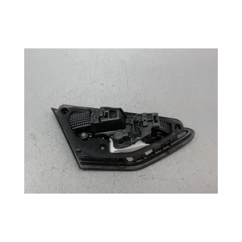 FEU ARRIERE INTERIEUR DROIT SEAT LEON 2009-