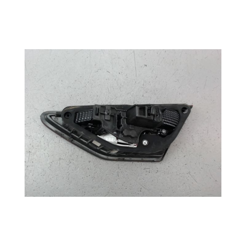 FEU ARRIERE INTERIEUR GAUCHE SEAT LEON 2009-