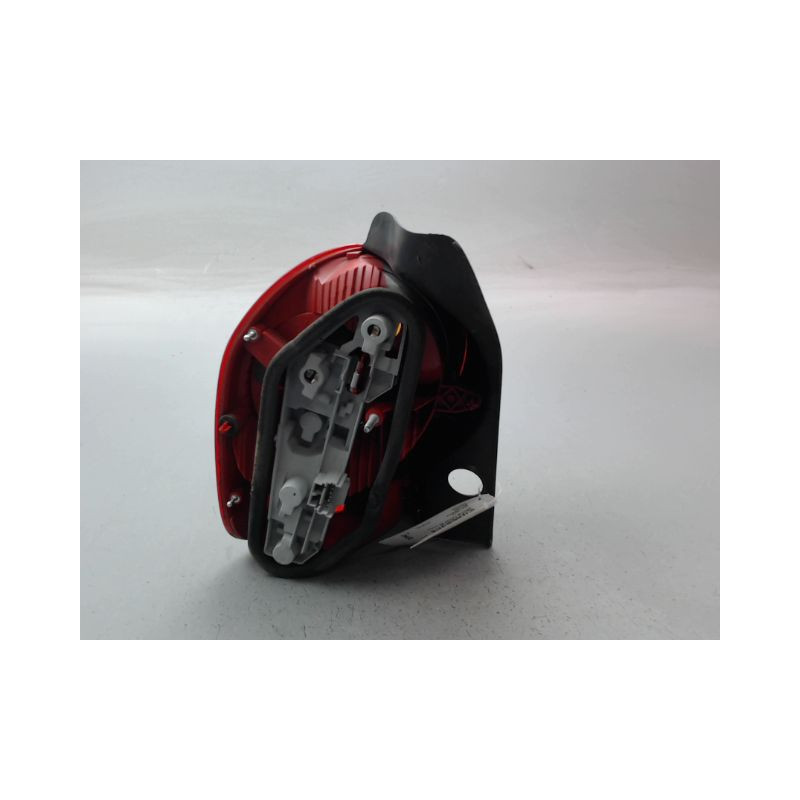 FEU ARRIERE DROIT RENAULT MODUS Phase 1 2004-2007