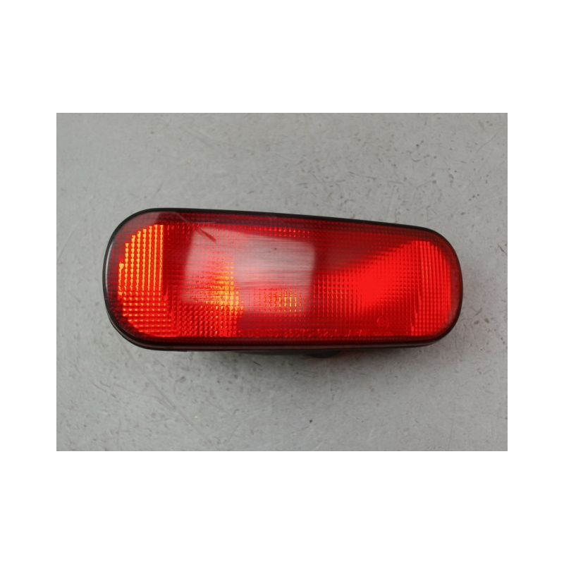 FEU BROUILLARD CENTRAL ARRIERE SUZUKI SWIFT