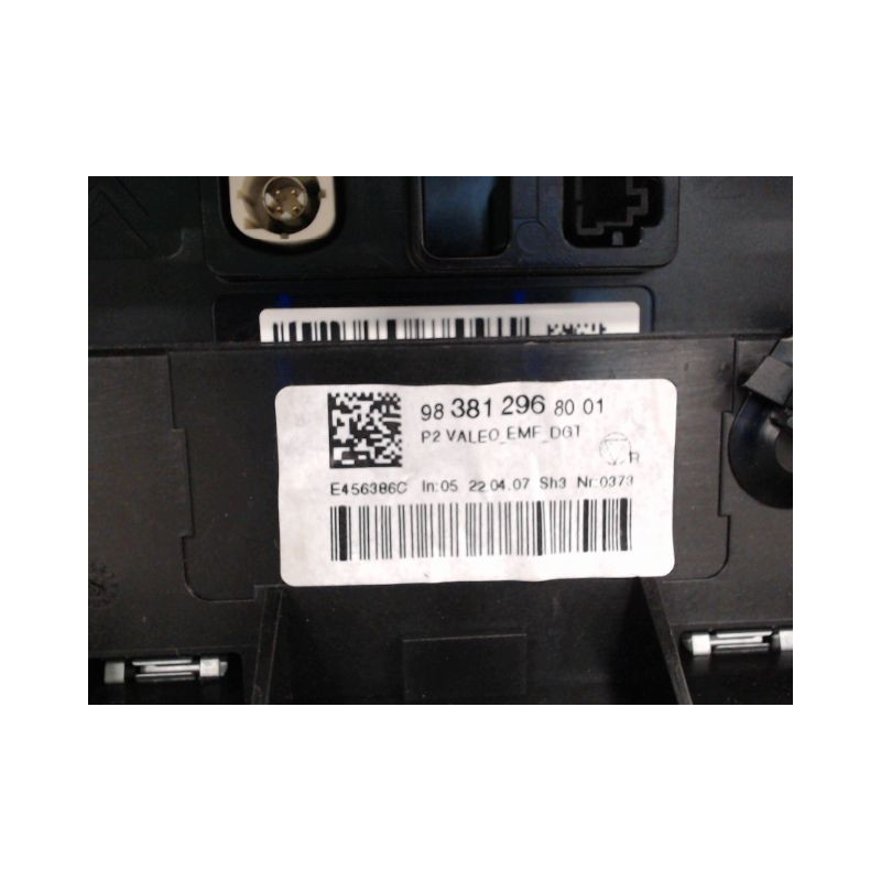 ECRAN GPS PEUGEOT 208