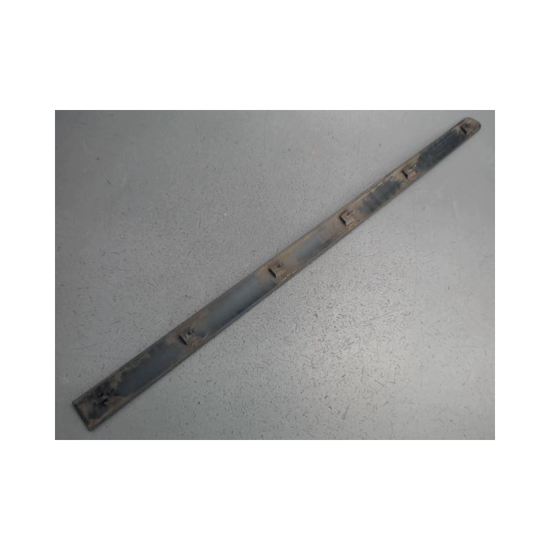 PROTECTION PORTE AVANT DROIT PEUGEOT 307