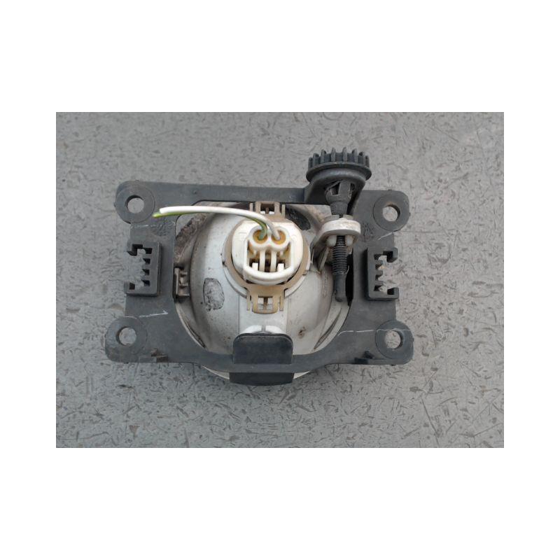 PHARE ANTIBROUILLARD AVANT DROIT PEUGEOT 208