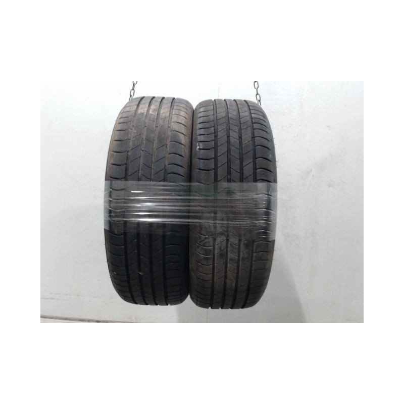 Paire de pneus HANKOOK ION GT SUV 215 60 17 96 H