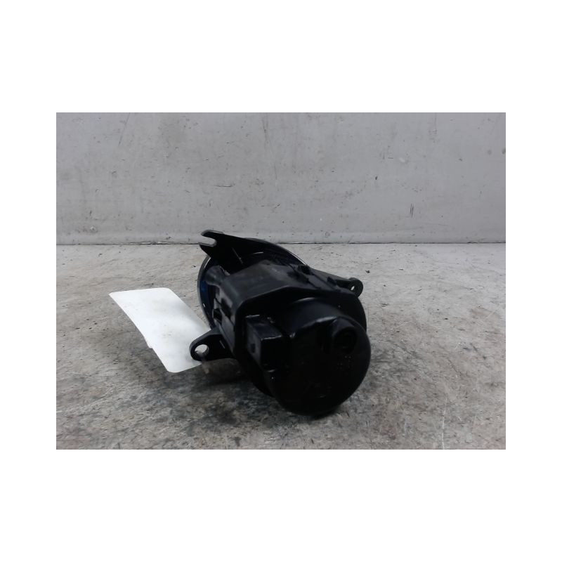 PHARE ANTIBROUILLARD AVANT DROIT AUDI A6 AVANT 2001-