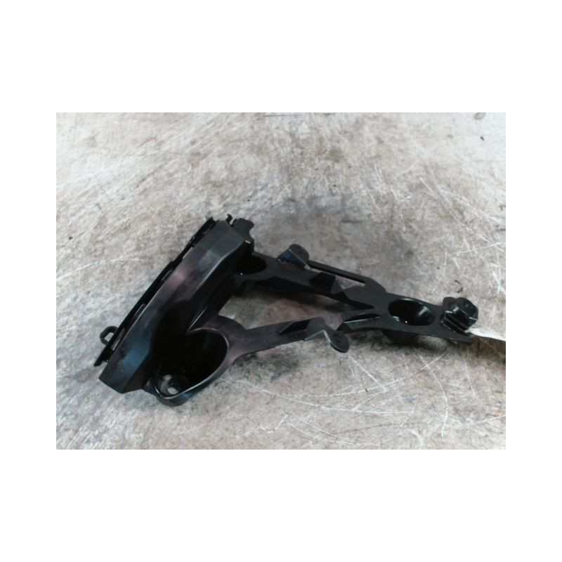 SUPPORT PARE-CHOC ARG PEUGEOT 2008