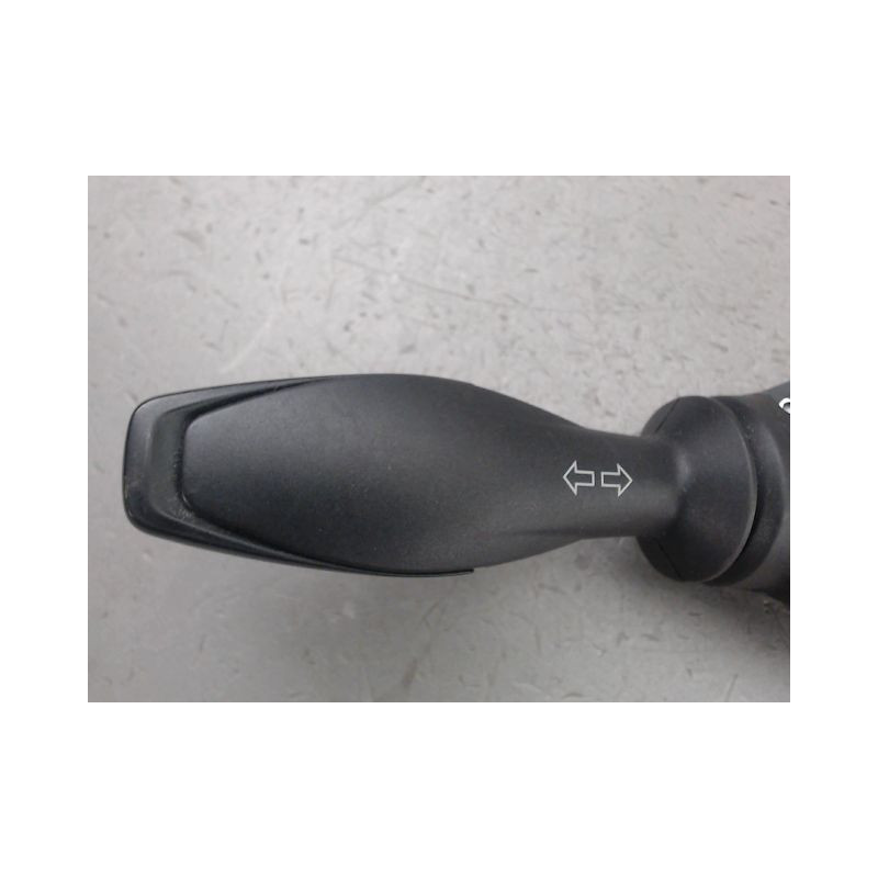 COMMANDE CLIGNOTANT FORD FIESTA