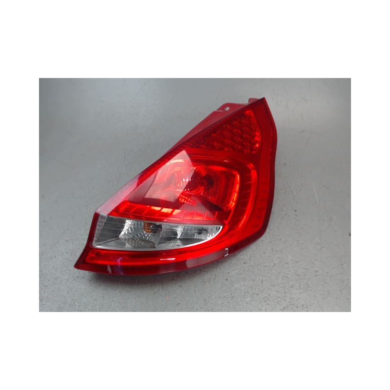FEU ARRIERE DROIT FORD FIESTA
