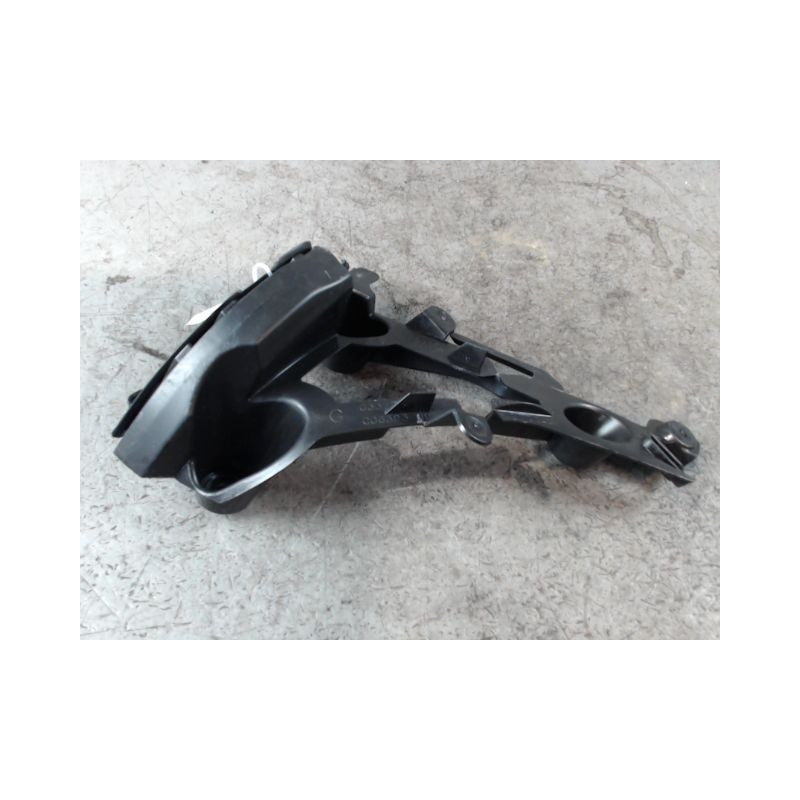 SUPPORT PARE-CHOC ARG PEUGEOT 2008