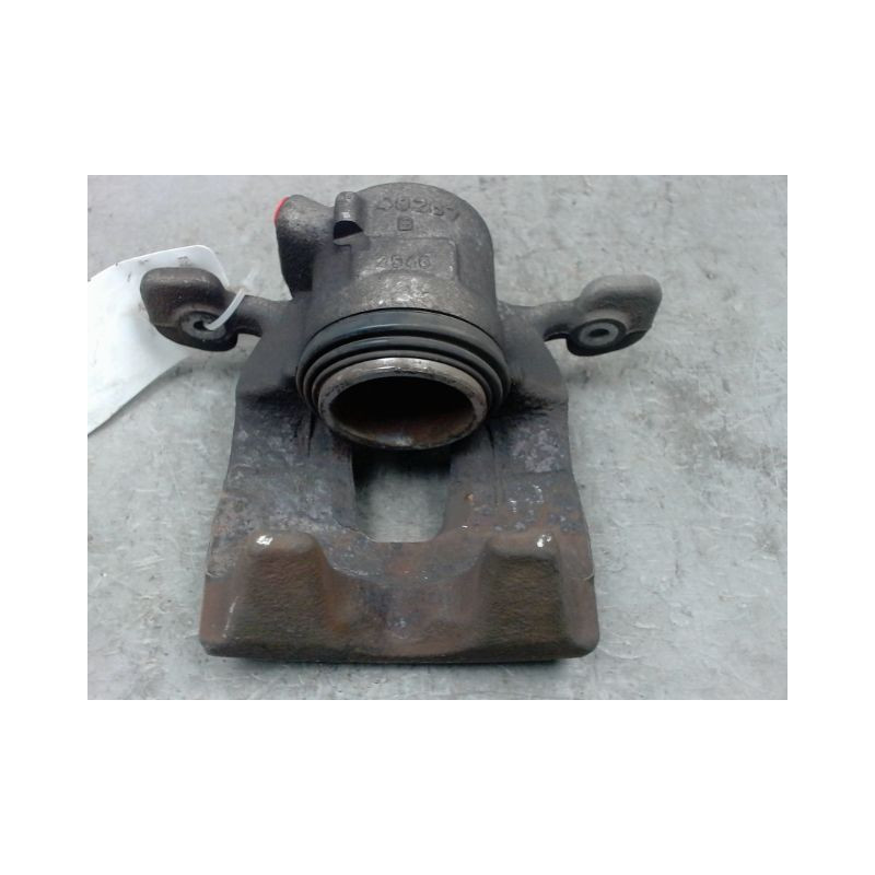 ETRIER DE FREIN AVANT GAUCHE B.M.W. SERIE 2