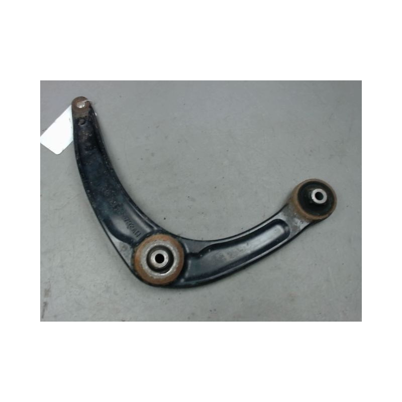TRIANGLE INFERIEUR AVANT DROIT CITROEN C4