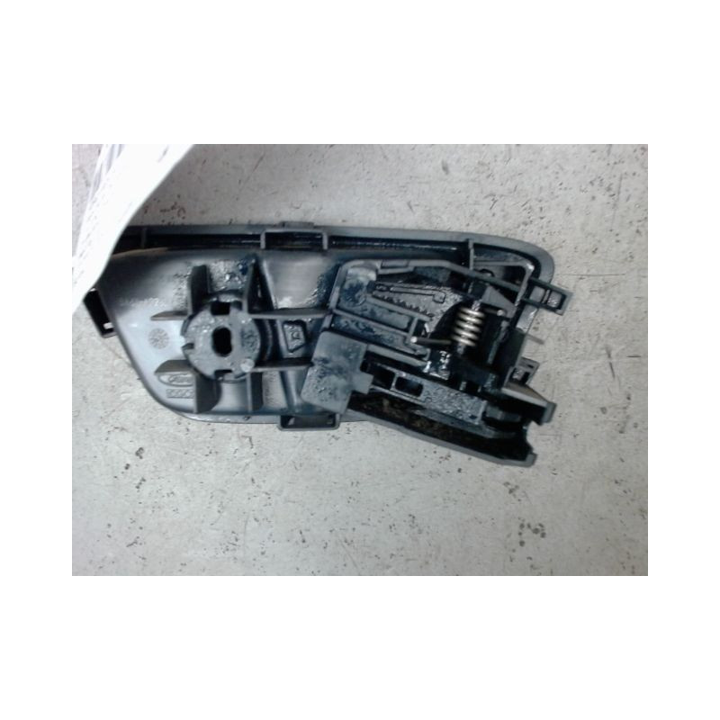 POIGNEE INTERIEURE PORTE ARRIERE GAUCHE FORD FIESTA 2008-