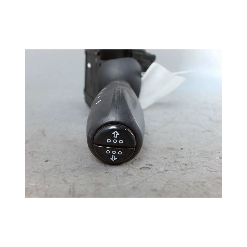 COMMANDE ESSUIE GLACE RENAULT CLIO