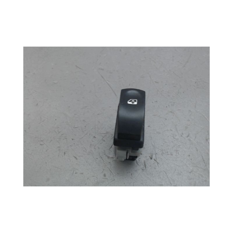 COMMANDE LEVE-GLACE PORTE AVD RENAULT TWINGO