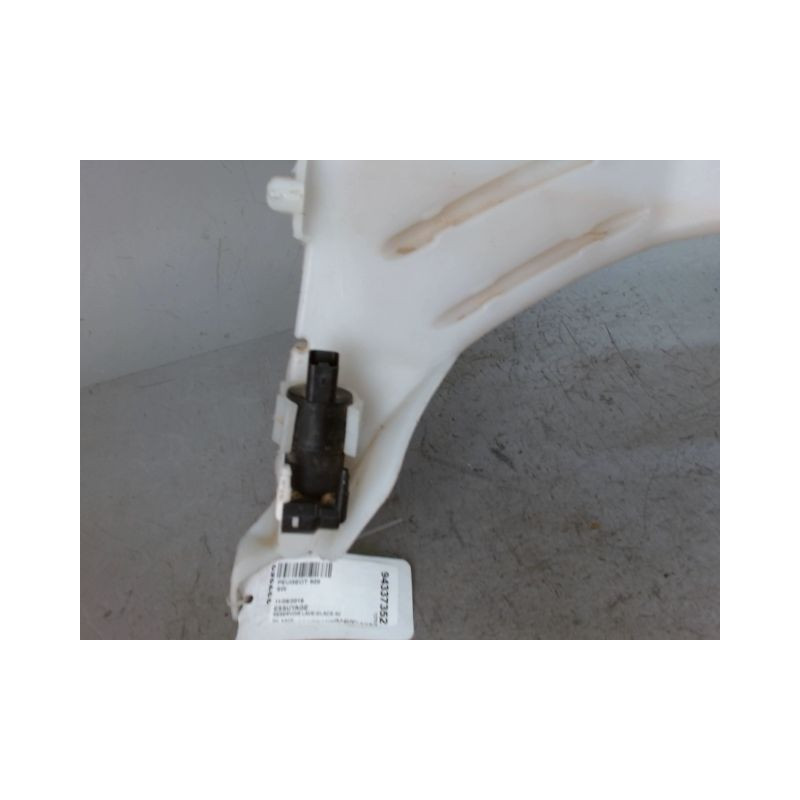 RESERVOIR LAVE-GLACE AVANT PEUGEOT 508