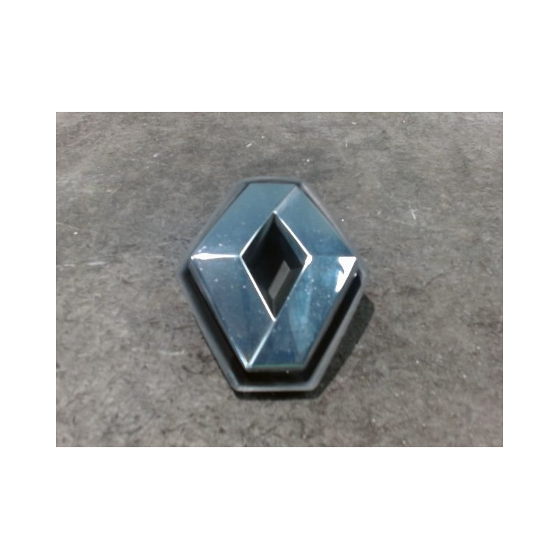 SIGLE CALANDRE RENAULT MODUS 2004-2007