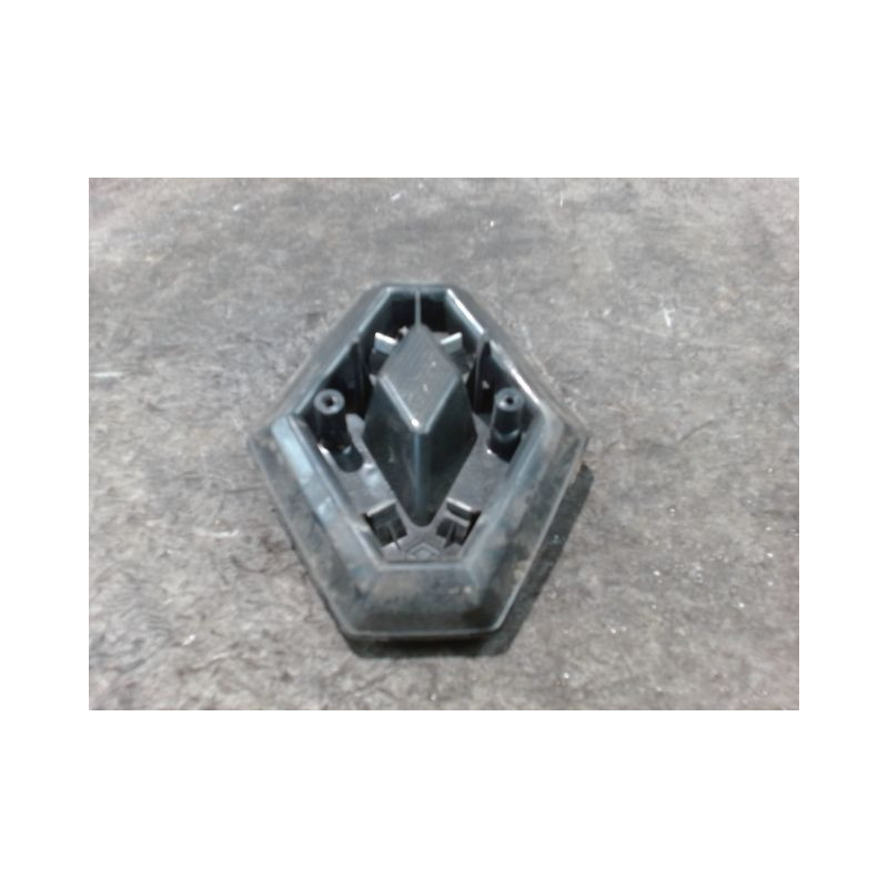 SIGLE CALANDRE RENAULT MODUS 2004-2007