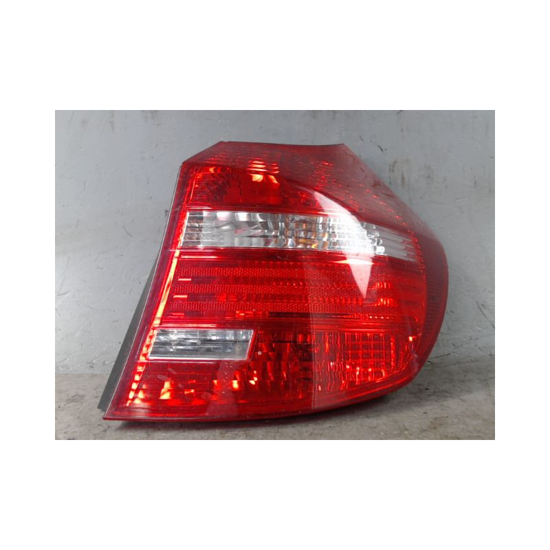 FEU ARRIERE DROIT BMW SERIE 1