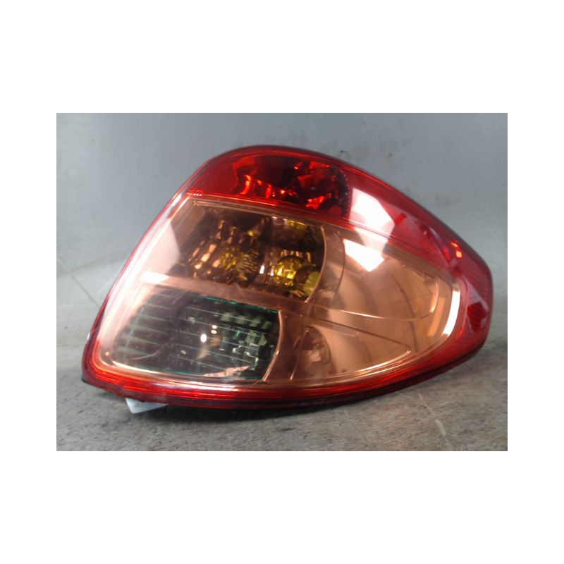 FEU ARRIERE DROIT SUZUKI SX4