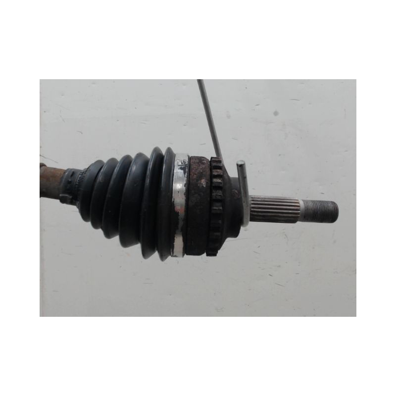 TRANSMISSION AVANT GAUCHE RENAULT CLIO II Phase 1 1998-2001 1.4 