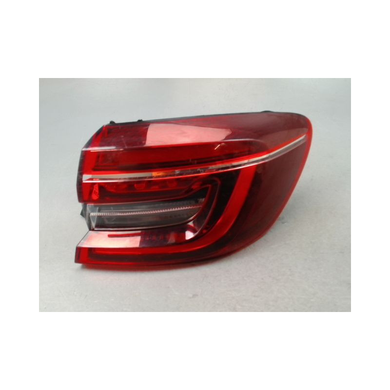 FEU ARRIERE DROIT RENAULT CLIO