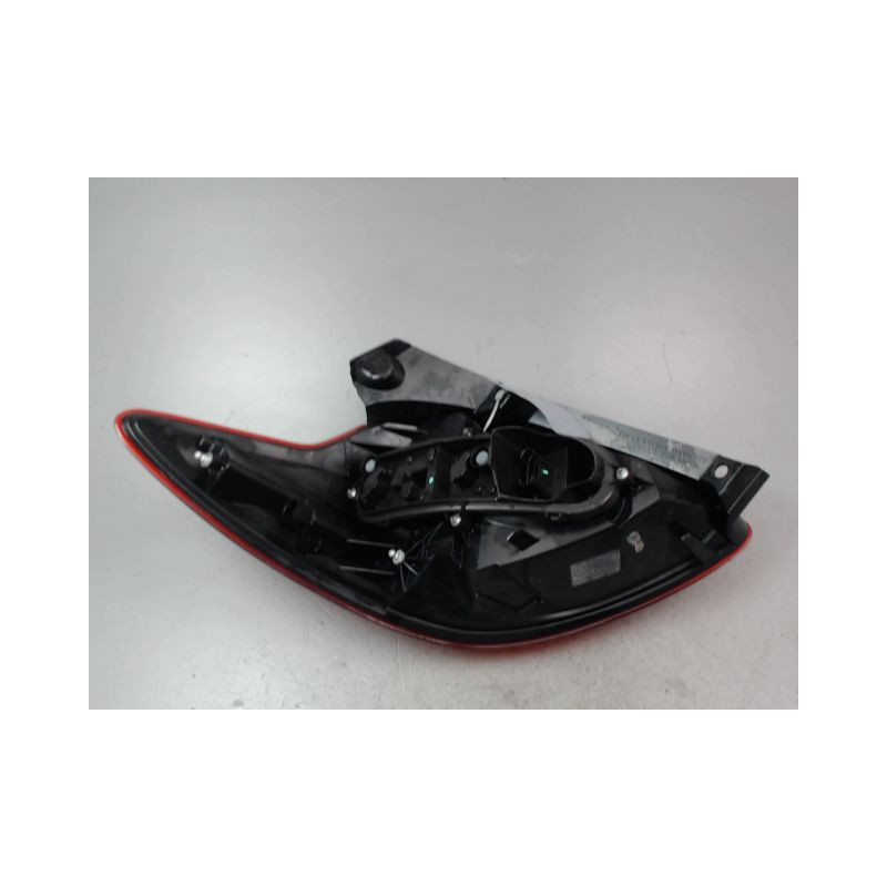 FEU ARRIERE DROIT FORD KA II 2008-...