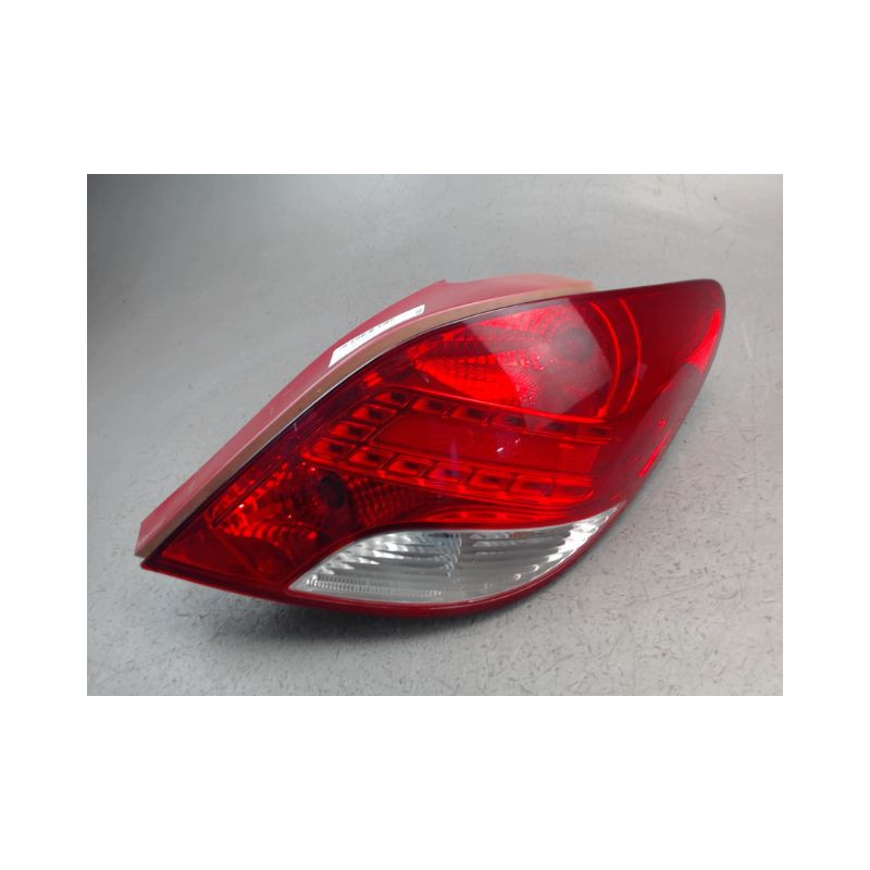 FEU ARRIERE DROIT PEUGEOT 207