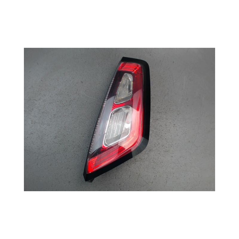 FEU ARRIERE DROIT FIAT PUNTO