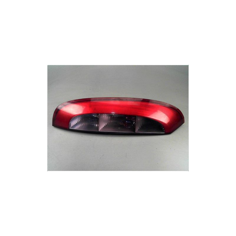 FEU ARRIERE GAUCHE  OPEL CORSA (C) 03-06