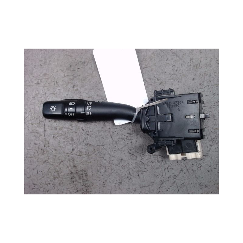 COMMANDE CLIGNOTANT TOYOTA COROLLA VERSO 2004-2007