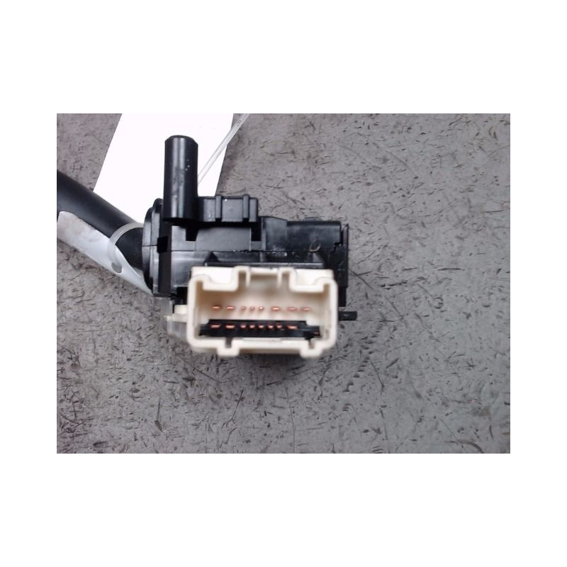 COMMANDE CLIGNOTANT TOYOTA COROLLA VERSO 2004-2007