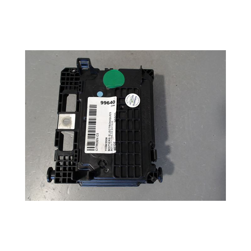 BOITE A FUSIBLES CITROEN C3