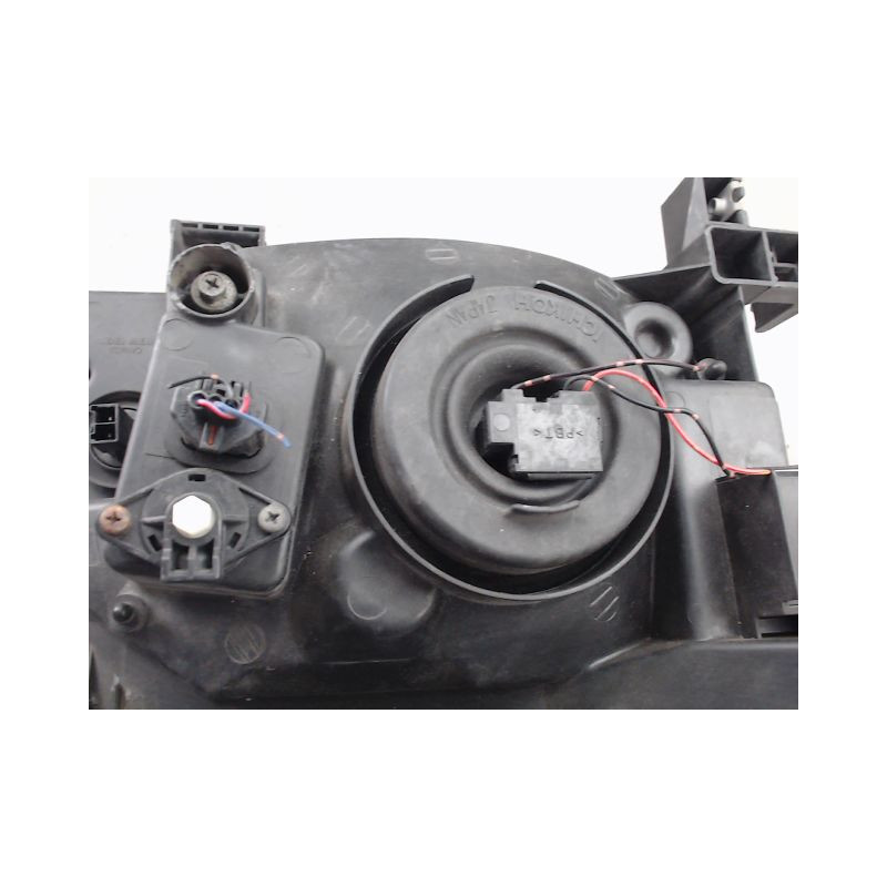 PHARE GAUCHE NISSAN X-TRAIL 2004-2007