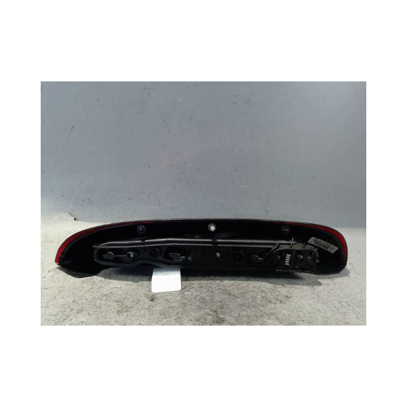 FEU ARRIERE GAUCHE  OPEL CORSA 2000-8.2003