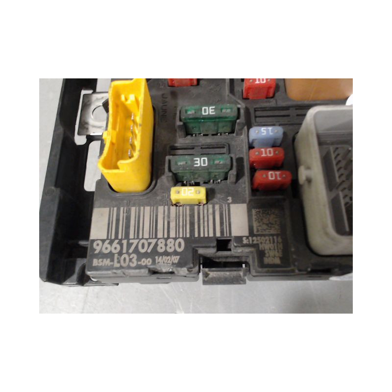 BOITE A FUSIBLES CITROEN C3 2005-