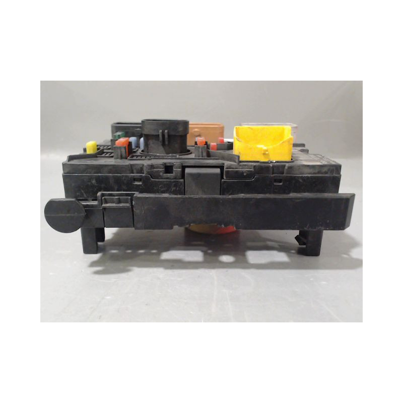 BOITE A FUSIBLES CITROEN C3 2005-